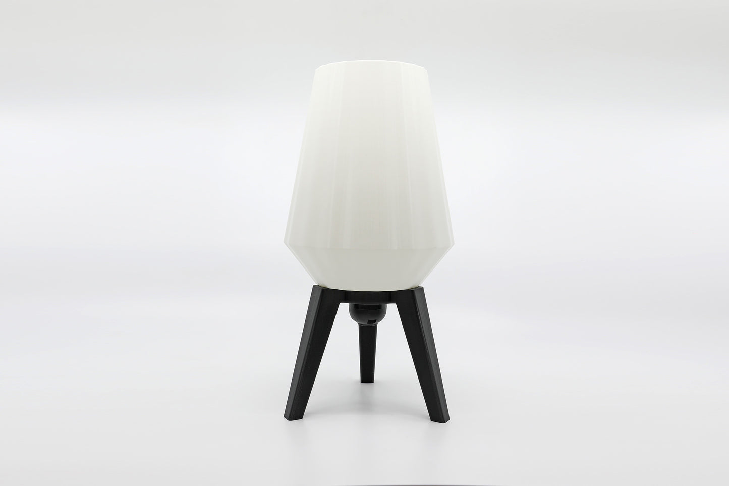 The Facet - Sophistication and Contemporary Flair