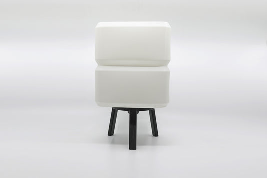 The Terranova Lamp – Geometry in Glow